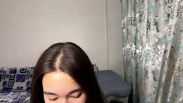 NichollePoque online show from 07.16.26