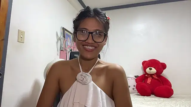 LulaVanorder online show from 07.15.26
