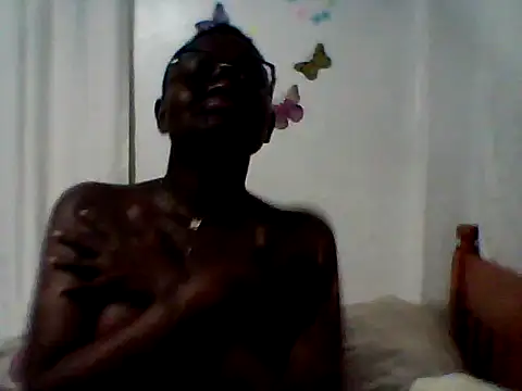 Snapshot of finegirlsheila chatting on 07.15.26 finegirlsheila online show from 07.15.26
