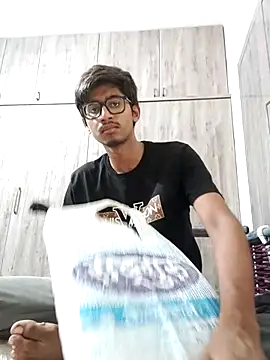 Badboy Gaurav 04073 online show from 07.14.26