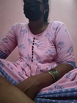 Snapshot of dhivya_tamil chatting on 07.16.26 dhivya tamil online show from 07.16.26