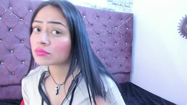 gabriela grace online show from 10.29.25