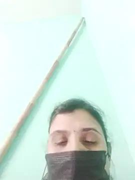 ShaliniL10 online show from 07.21.26