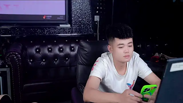 xxou02 online show from 07.25.26