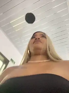 riri brunnete online show from 04.01.26