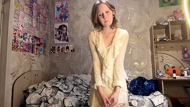 Snapshot of JosephineBulmer chatting on 07.23.26 JosephineBulmer online show from 07.23.26