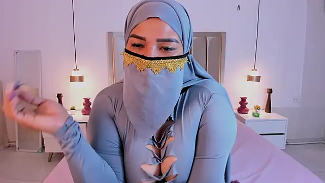amira farahh online show from 07.25.26