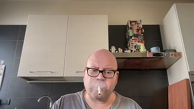 theitalianbear online show from 03.15.25