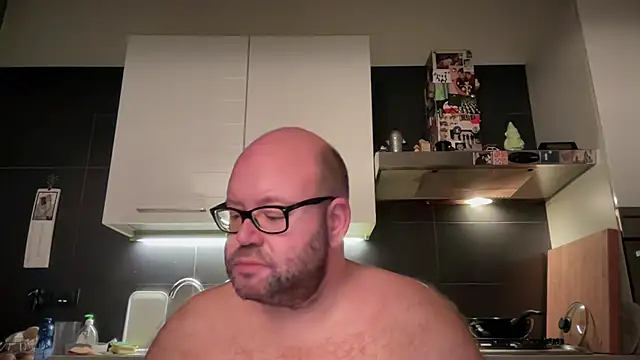 theitalianbear online show from 09.18.25