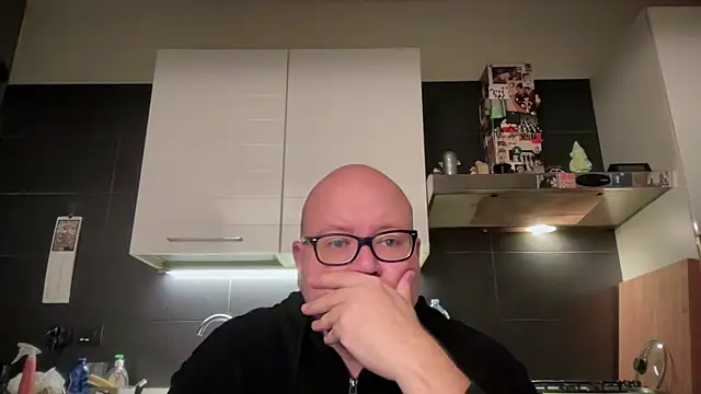 theitalianbear online show from 10.19.25