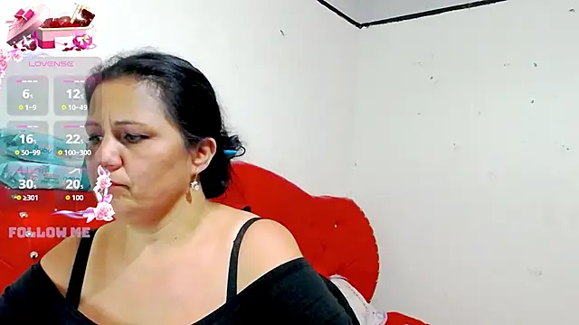Snapshot of sexy_jhoan88 chatting on 09.27.25 sexy jhoan88 online show from 09.27.25