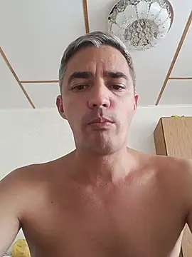 HotRamis83 online show from 07.30.26