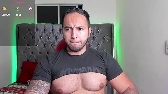 mrloganfuck1 online show from 06.01.26