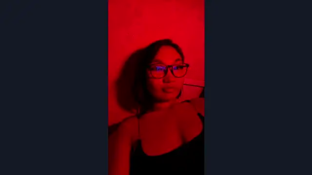 Snapshot of Velvetb00m chatting on 07.30.26 Velvetb00m online show from 07.30.26