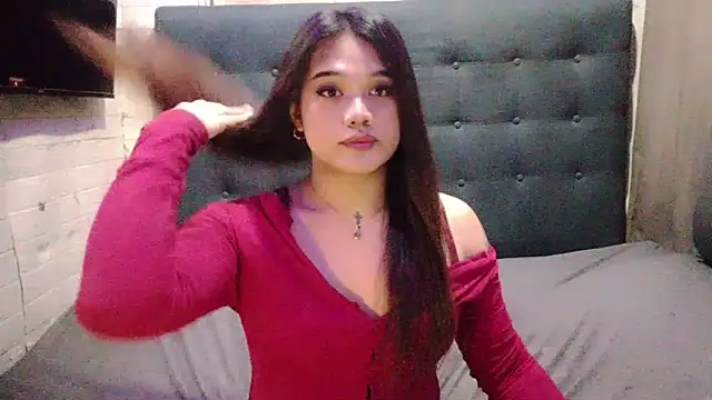 Snapshot of FoxxyJesa chatting on 06.04.26 FoxxyJesa online show from 06.04.26