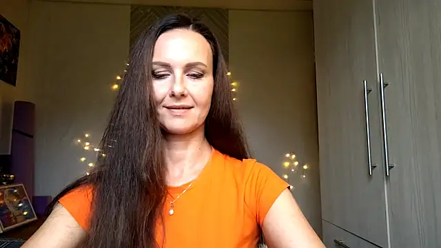 VictoriaBennettt online show from 08.02.26