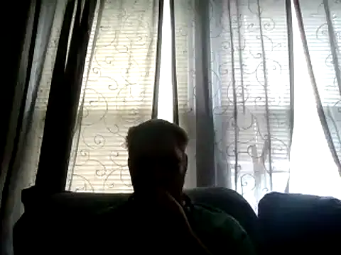 Snapshot of discreetsubmale chatting on 07.30.26 discreetsubmale online show from 07.30.26