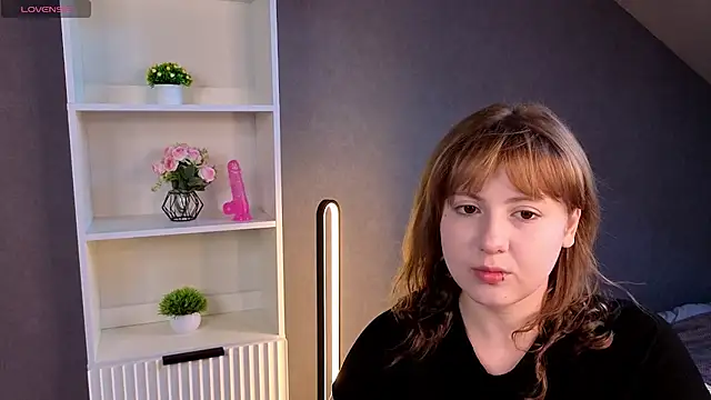 Yumi-Nevada online show from 08.04.26