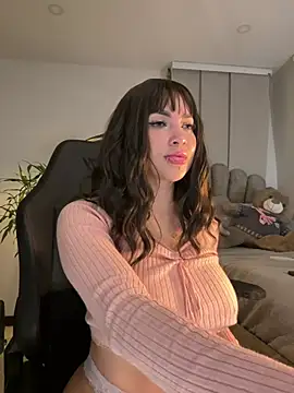 HannaBeckett online show from 02.20.25