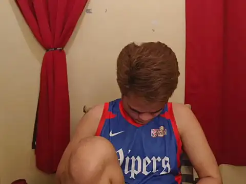 Snapshot of mike_jm chatting on 11.20.25 mike jm online show from 11.20.25