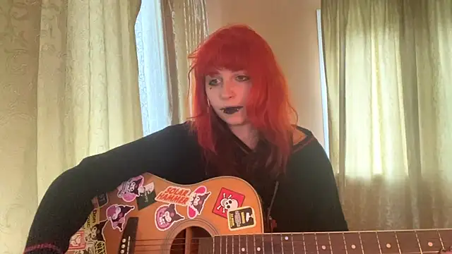 Snapshot of LyndseyCronshaw chatting on 08.03.26 LyndseyCronshaw online show from 08.03.26
