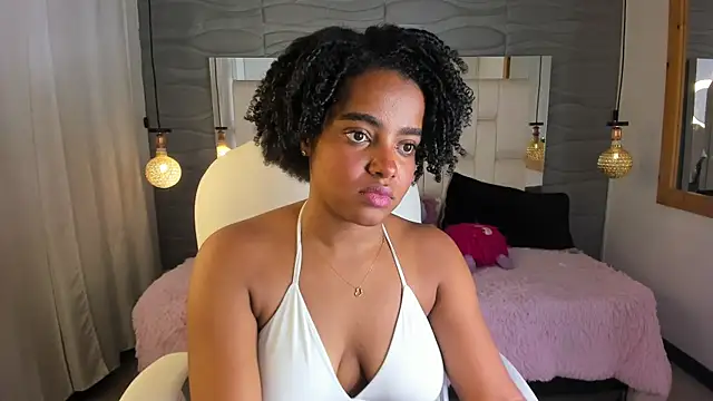 Snapshot of Sofi_Skype chatting on 08.04.26 Sofi Skype online show from 08.04.26