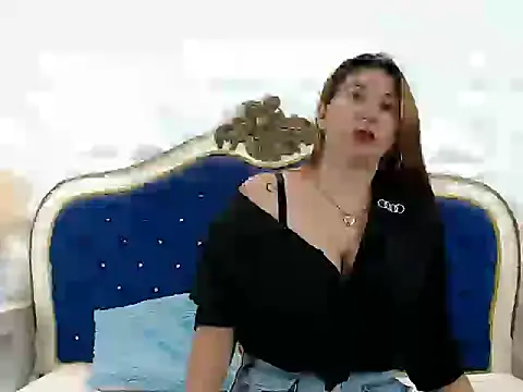 Snapshot of XimenaEvans chatting on 08.03.26 XimenaEvans online show from 08.03.26