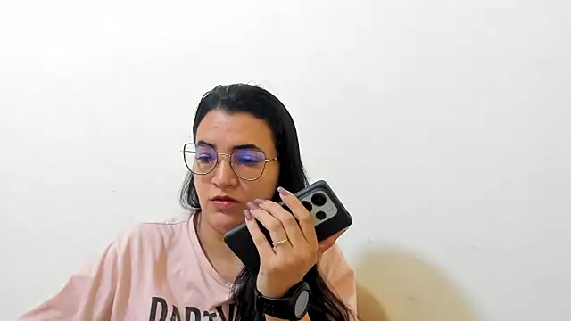 Snapshot of MARILYN_GARCIA chatting on 11.28.25 MARILYN GARCIA online show from 11.28.25