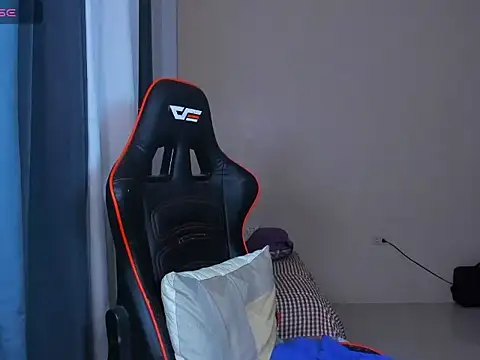 Snapshot of ava_sheeks chatting on 10.24.25 ava sheeks online show from 10.24.25