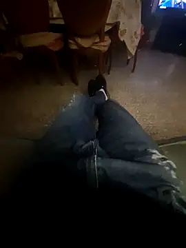 Snapshot of gianlux128bis chatting on 02.21.25 gianlux128bis online show from 02.21.25