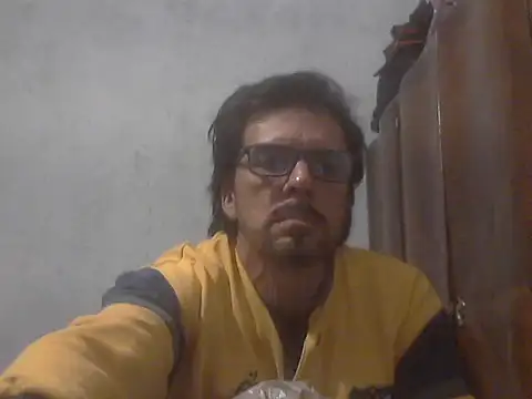 Snapshot of el_principe_hot chatting on 09.10.25 el principe hot online show from 09.10.25