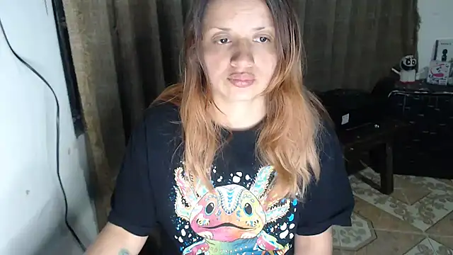 Snapshot of kattydirtylol chatting on 10.07.25 kattydirtylol online show from 10.07.25