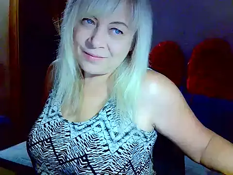 AgoniA7 online show from 10.21.25