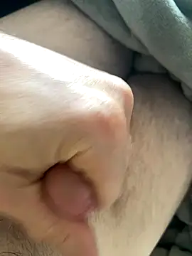 Snapshot of Ich00081 chatting on 09.15.25 Ich00081 online show from 09.15.25