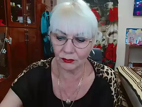 JenaCheim online show from 12.20.24