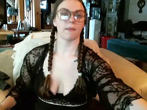 Snapshot of katie_kitten38 chatting on 01.09.26 katie kitten38 online show from 01.09.26