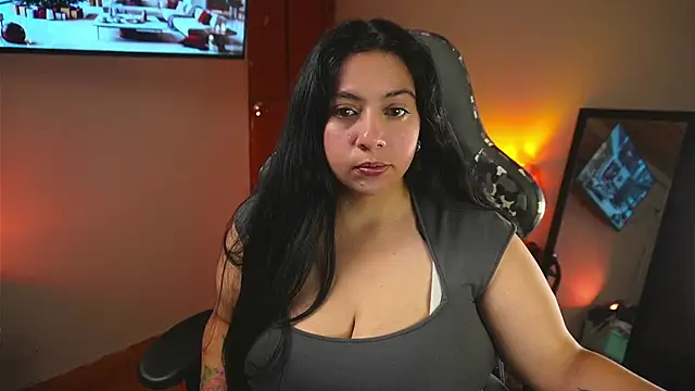 coraline latin online show from 11.21.25