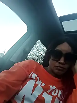 EnticingAaliyah online show from 02.13.26