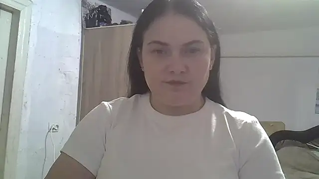 Snapshot of TammyAh chatting on 12.30.24 TammyAh online show from 12.30.24