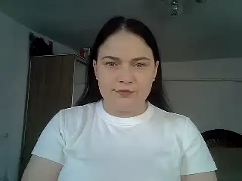 Snapshot of TammyAh chatting on 02.05.25 TammyAh online show from 02.05.25