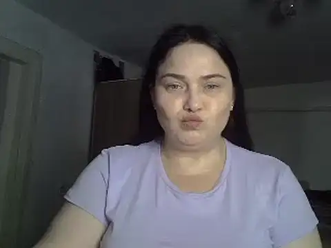 Snapshot of TammyAh chatting on 02.16.25 TammyAh online show from 02.16.25