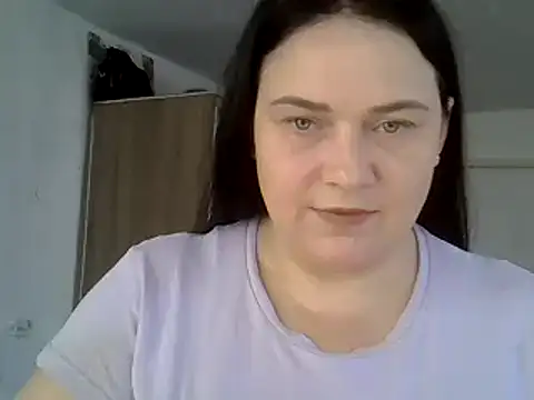 Snapshot of TammyAh chatting on 02.17.25 TammyAh online show from 02.17.25