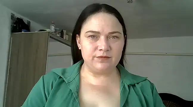 Snapshot of TammyAh chatting on 02.19.25 TammyAh online show from 02.19.25