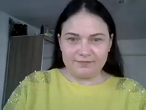 Snapshot of TammyAh chatting on 02.25.25 TammyAh online show from 02.25.25