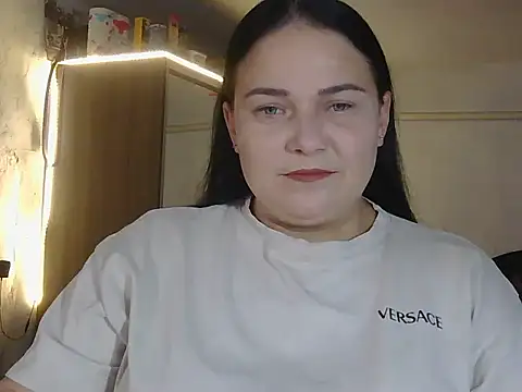 Snapshot of TammyAh chatting on 10.06.25 TammyAh online show from 10.06.25