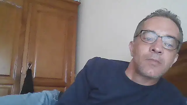Snapshot of CarlosRocha73 chatting on 04.07.26 CarlosRocha73 online show from 04.07.26