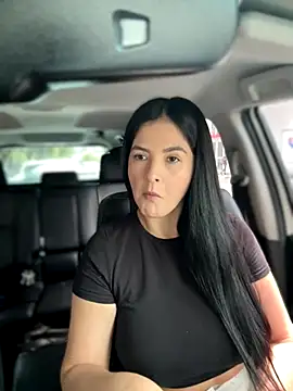 Carolina Novoa online show from 11.04.25