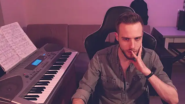 Sweetparker online show from 12.21.24