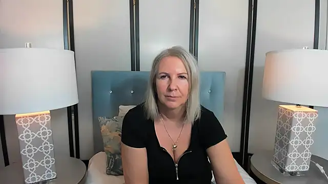 EricaTop online show from 02.24.25