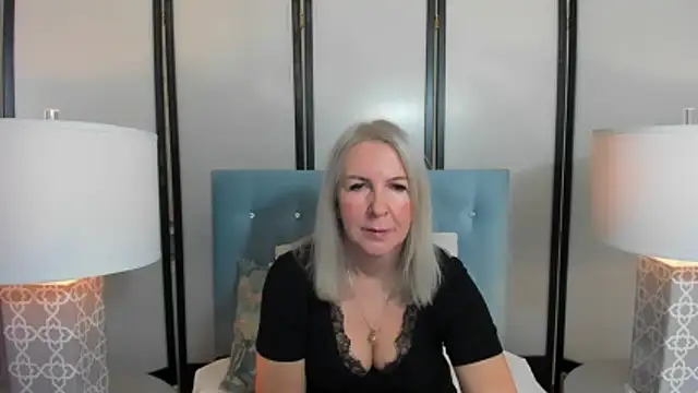 EricaTop online show from 11.29.25